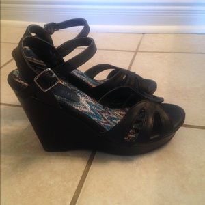 Madden Girl Platforms